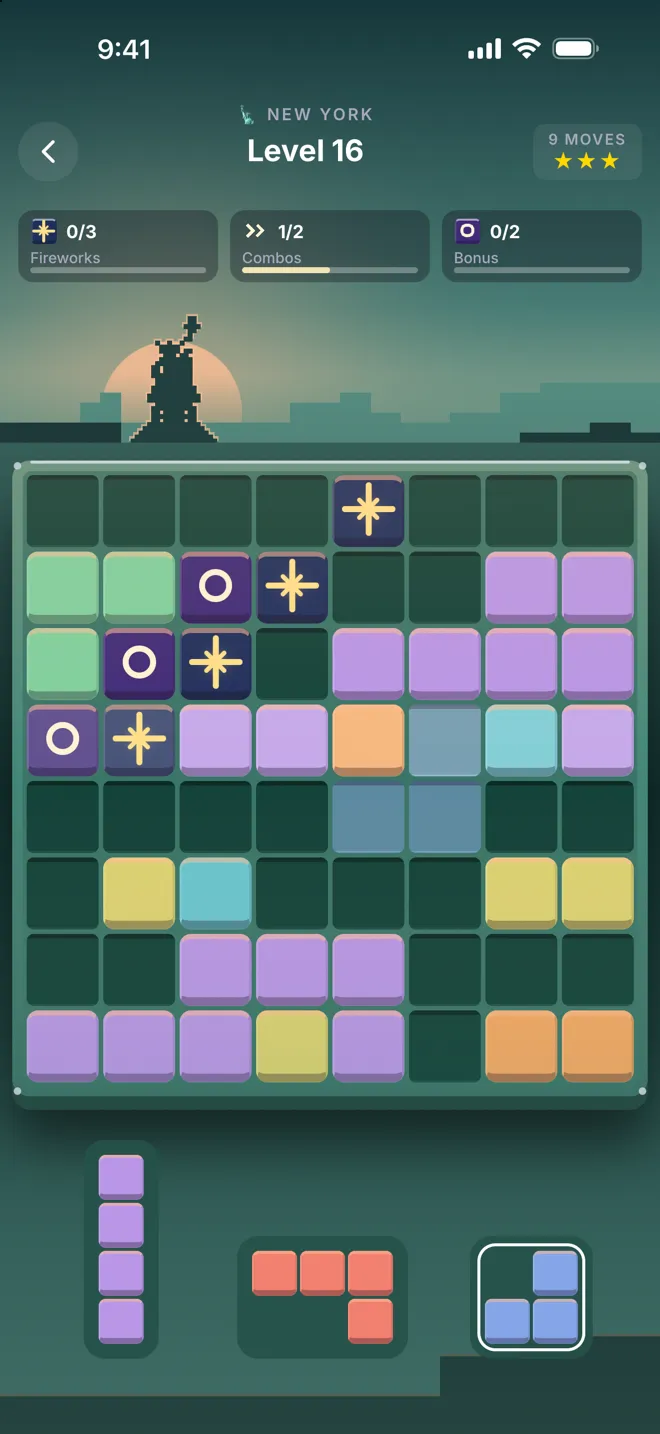 Level 16 in New York. Firework tiles are spread across a green board, under the Statue of Liberty.